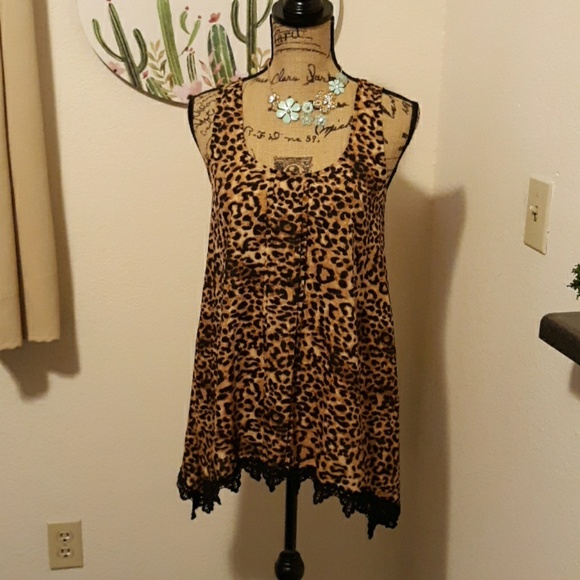 Charming Charlie Tops - Charming Charlie leopard print top